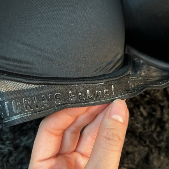 VICTORIA’S SECRET Very Sexy Push-Up Bra - Picture 5 of 8